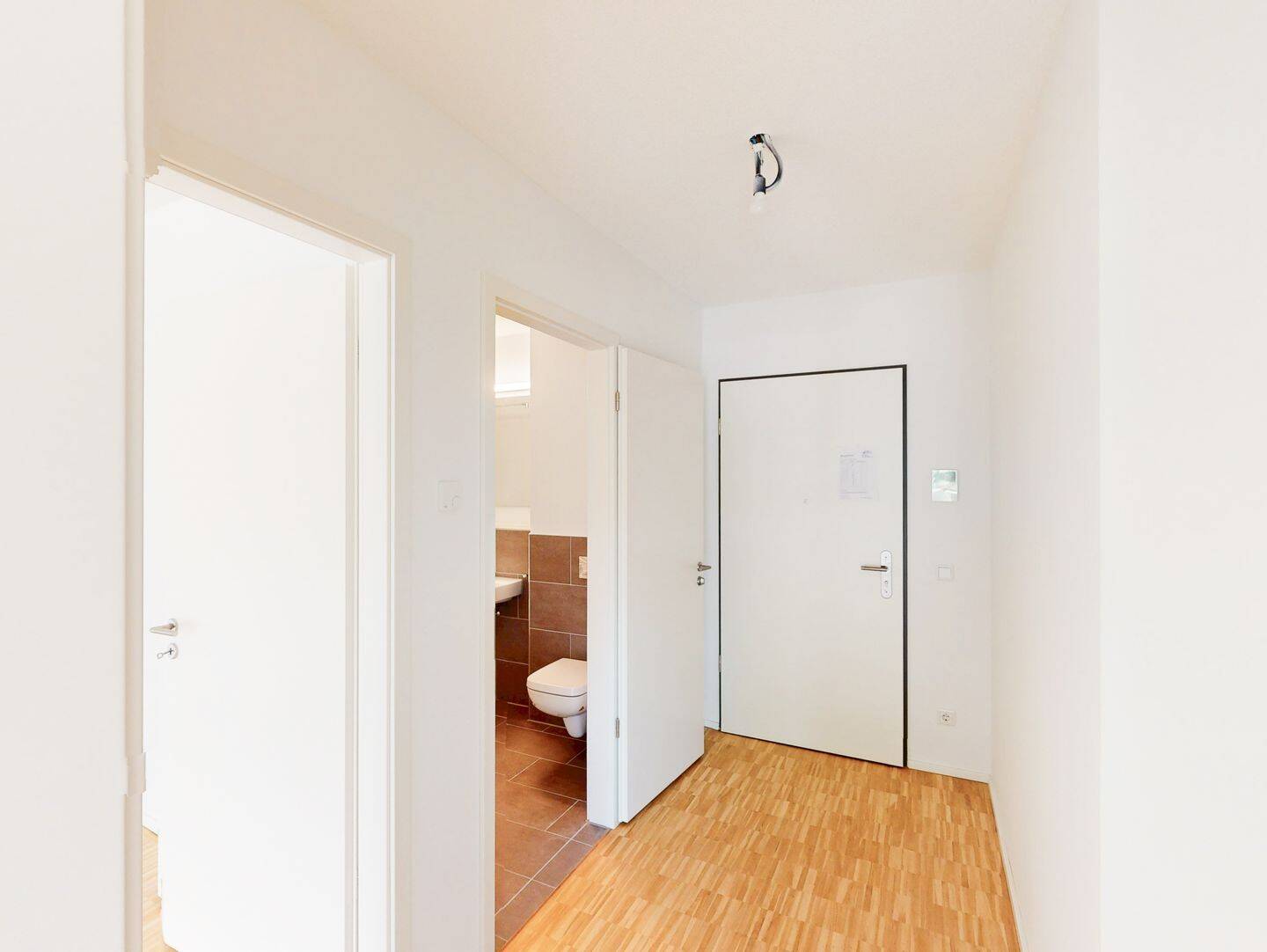 Ansprechende 3-Zimmer Wohnung mit Balkon und EBK – Düsseldorf – Vorschaubild 2