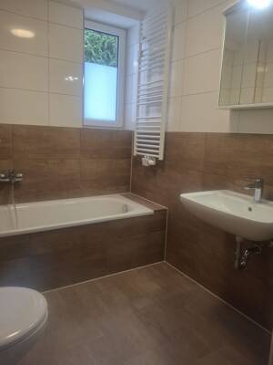 Sanierte 2-Zimmer-Terrassenwohnung (66 qm) mit Einbauküche und Gartenanteil, im modernisierten Altbau – 44795 Bochum – Vorschaubild 5