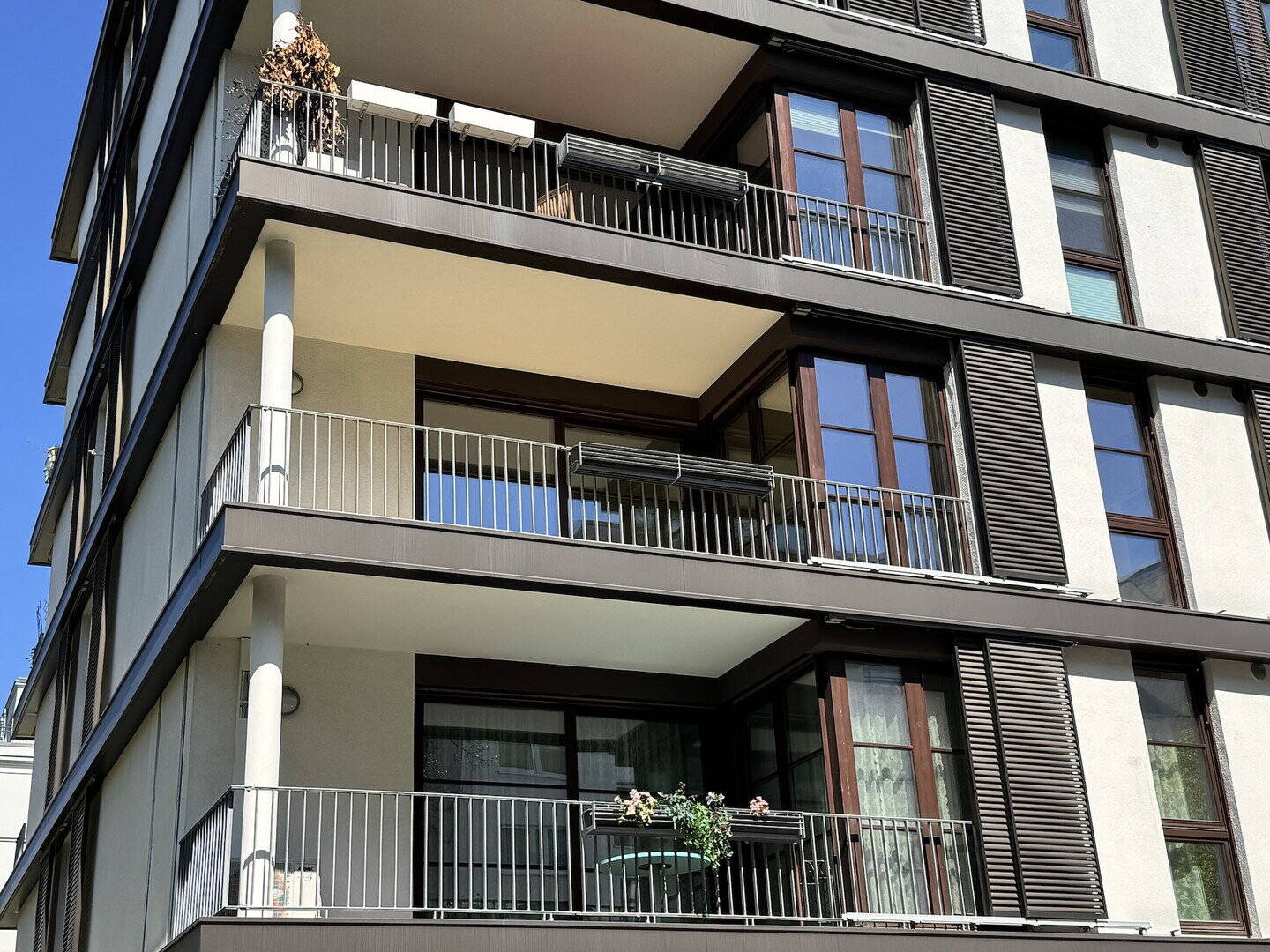 Helle, moderne 4/5-Zimmer Wohnung nahe Olivaerplatz (Rosengärten) – Berlin – Vorschaubild 2