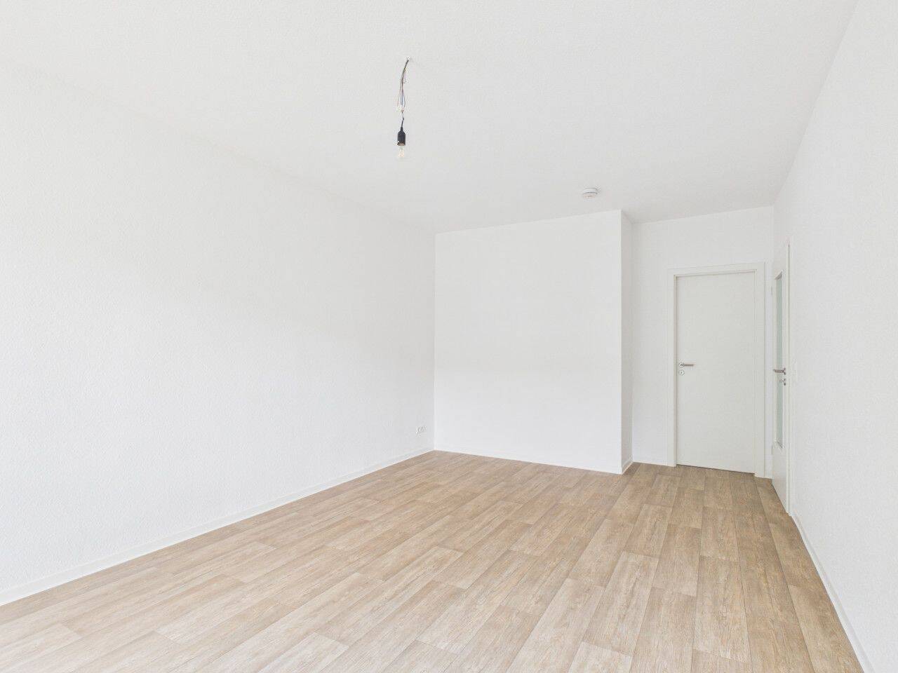 3-Raum-Wohnung mit Balkon auf dem Kapellenberg – Chemnitz – Vorschaubild 4