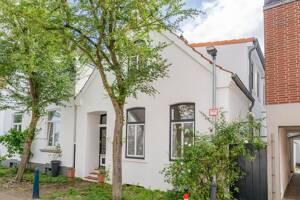 PURNHAGEN-IMMOBILIEN - Charmantes und gepflegtes Einfamilienhaus in Zentrumslage von Bremen-Vegesack – 28757 Bremen – Vorschaubild 2
