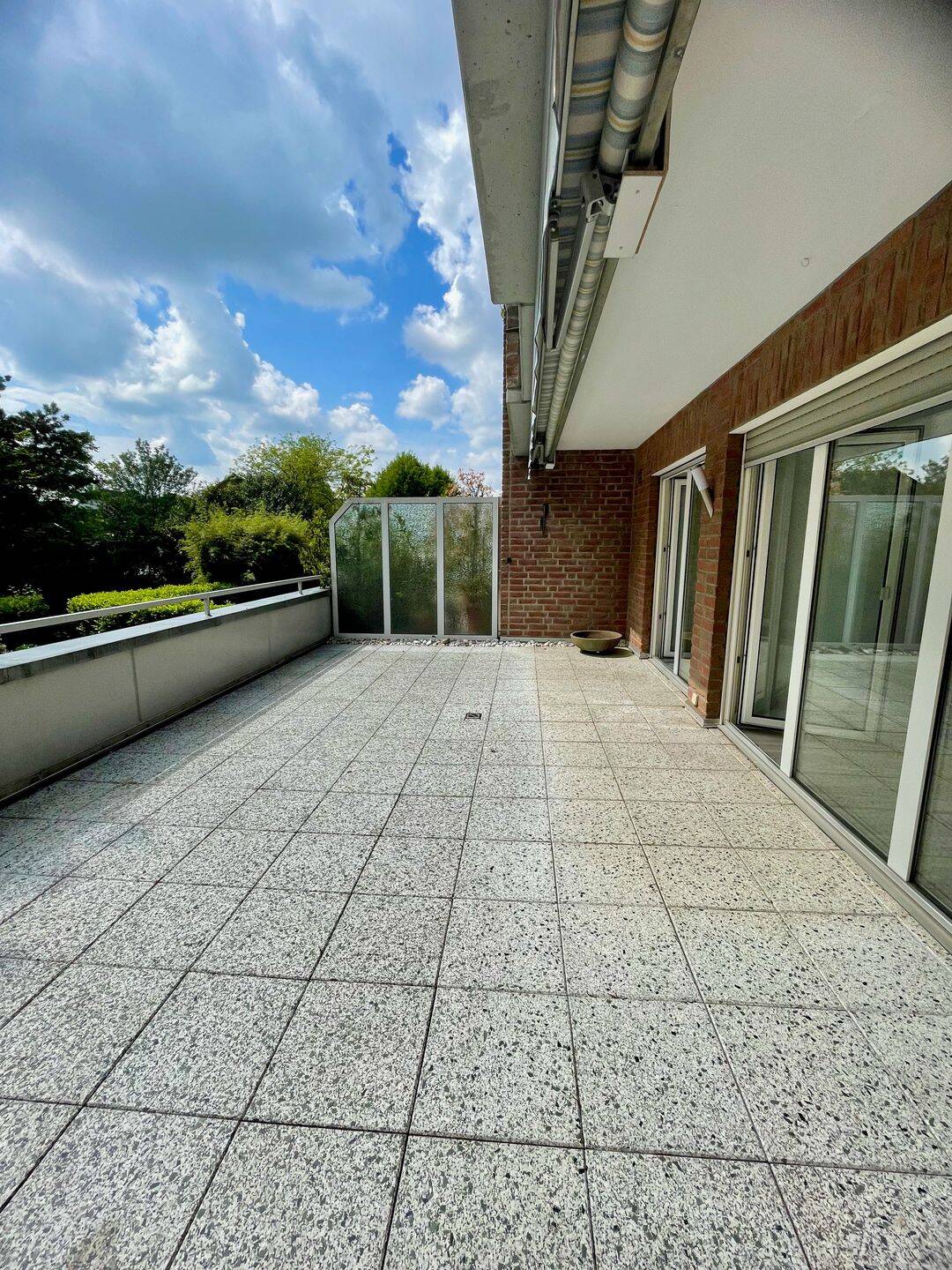 „Ihr persönlicher Rückzugsort mit Terrasse – Ruhig, zentral und mit viel Charme!“