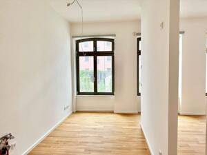 Erstbezug: Charmante Maisonette mit Terrasse in historischer Remise – 13088 Berlin – Vorschaubild 6