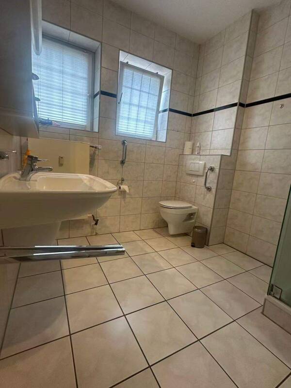 Haus in 41464 Neuss mit 299 m² kaufen
