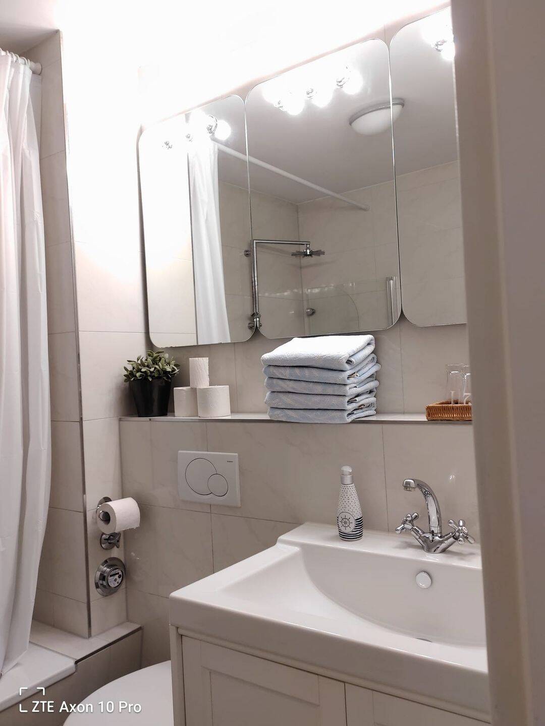 Wohnen, wo andere Urlaub machen - frisch renovierte 3-Zimmer-Wohnung in der naehe Außenalster – Hamburg – Vorschaubild 9
