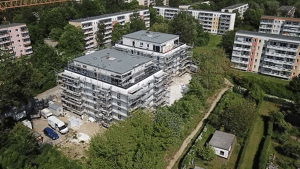 barrierearme Neubauwohnung mit 5 Zimmern, Designbelag, 4 Balkonen, 2 Bädern, HWR, Keller, Tiefgarage – 18059 Rostock – Vorschaubild 5