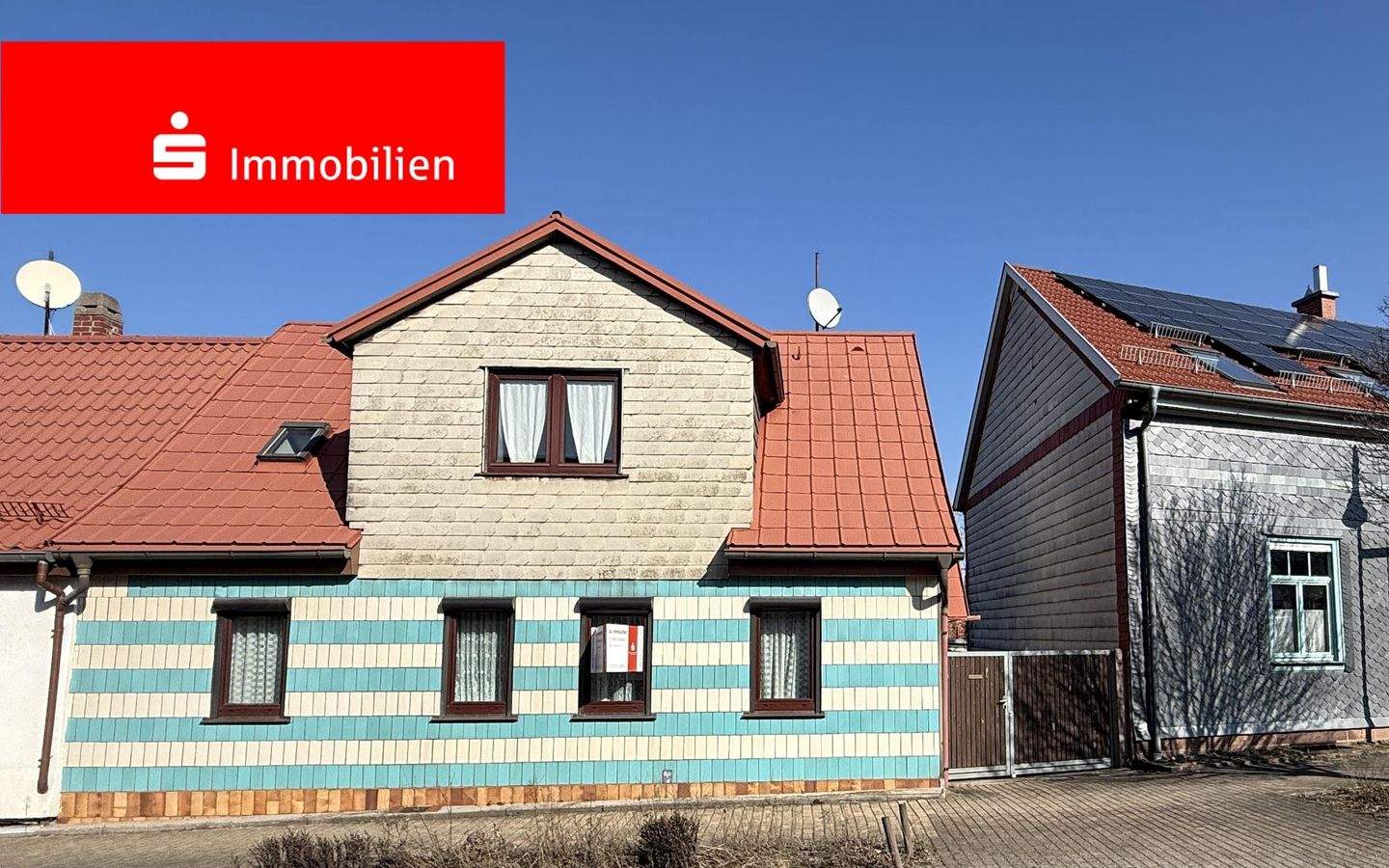 Charmantes Häuschen mit großem Potenzial in Friedrichroda – Friedrichroda – Bild 1 von 9