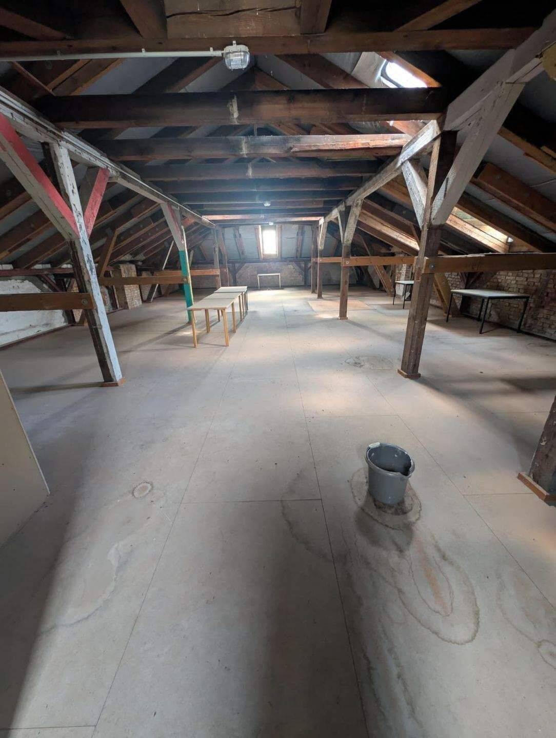 Großzügige Altbauwohnung mit Kachelöfen im historischen Bahnhof (ca. 180 m²) – Bützow – Vorschaubild 7