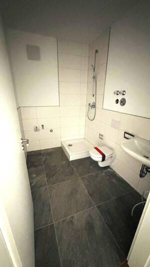 Charmante 2,5-Zimmer-Wohnung im ruhigen Rückgebäude (Erstbezug nach Kernsanierung) – 80339 München – Vorschaubild 9
