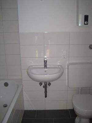 Mitten drin! Individuelle 1-Zi.-Single-Wohnung – 53179 Bonn – Vorschaubild 2