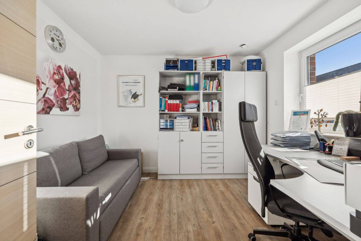 Niebüll! Exklusives, energieeffizientes Haus mit viel Platz kurz vor Sylt – Niebüll – Vorschaubild 5