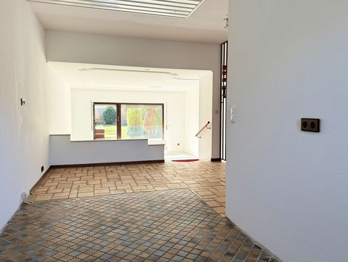 Idyllisches Familien-Zuhause am Feldrand – gepflegtes Reihenhaus mit charmantem Dachstudio, Garten und Garage – Dreieich – Vorschaubild 6