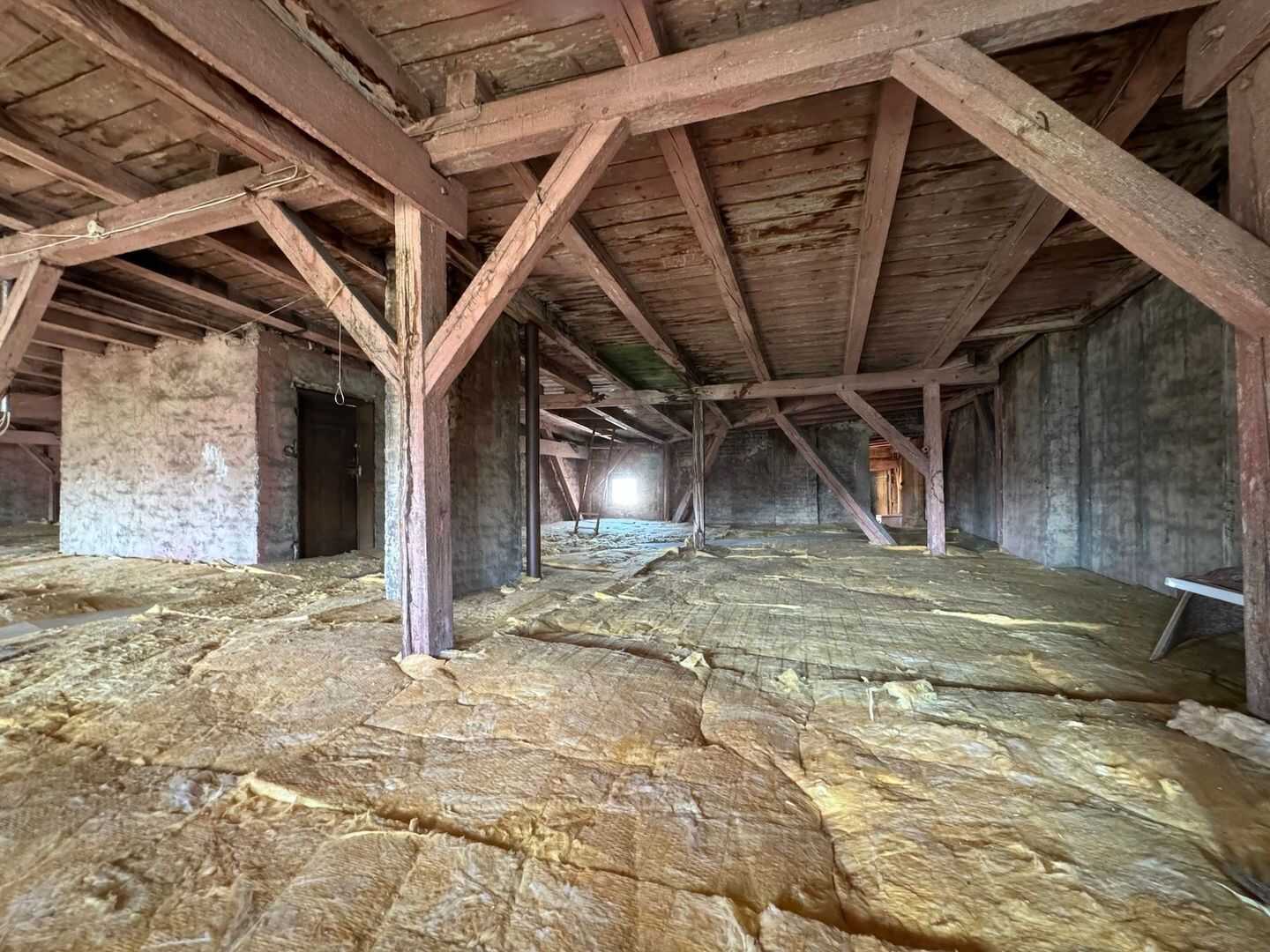 Einzigartiges Ausbaupotenzial - Unausgebautes Dachgeschoss im Szenekiez Kreuzberg – Berlin – Vorschaubild 9