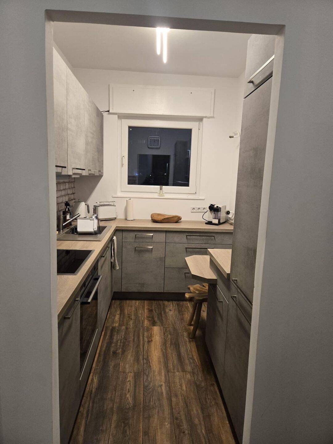 Vollmöbelierte 2 Zimmer Eigentumswohnung-Frei – Berlin – Vorschaubild 2