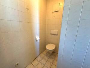 Wohnung mit Süd-Balkon in zentraler Lage im Straßenbahnbereich – 86154 Augsburg – Vorschaubild 7