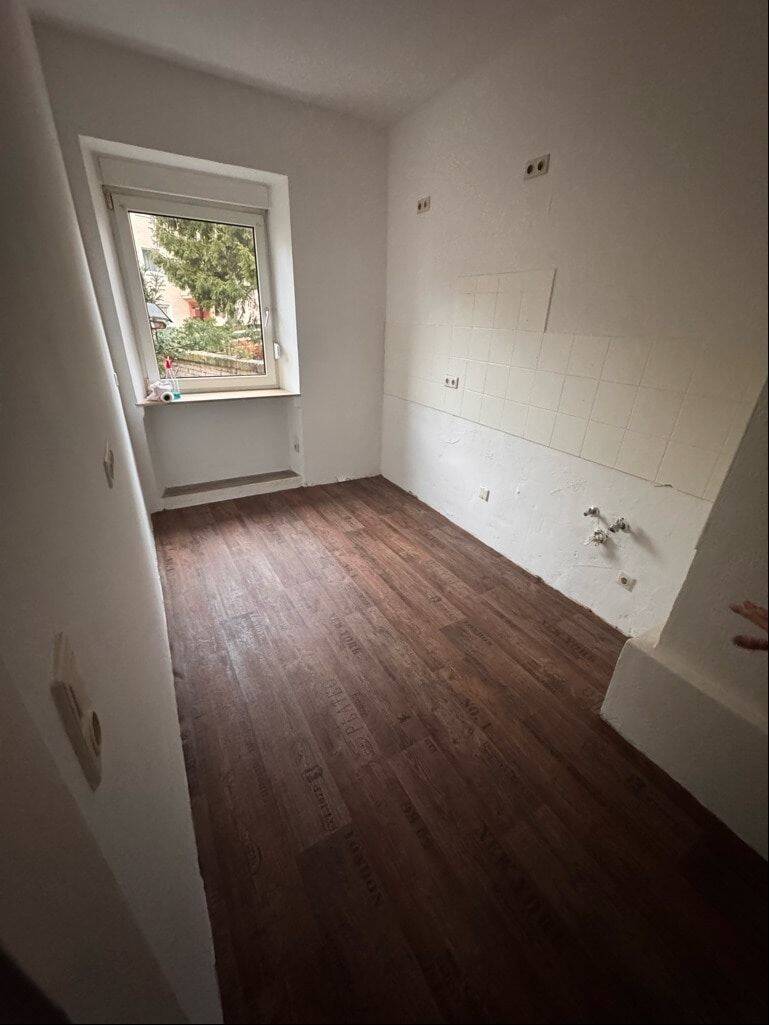 Gepflegte 2,5 Zimmer Wohnung in zentraler Lage - sofort verfügbar! – Nürnberg – Vorschaubild 4