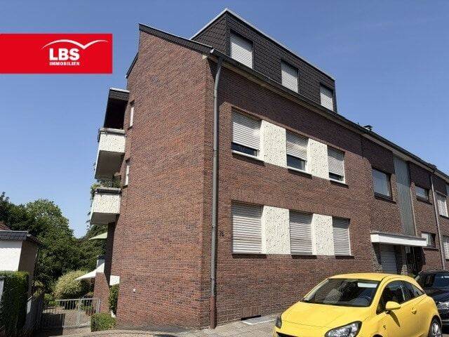 Modernisierte Dachgeschosswohnung in ruhiger Lage mit Balkon