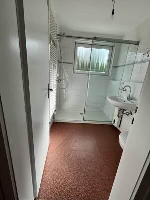 Top renovierte 2 Zi.-Wohnung mit Balkon, PKW Stellplatz-sofort bezugsbereit – 53177 Bonn – Vorschaubild 5