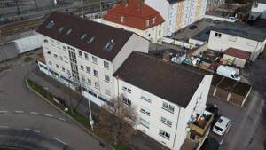 Kapitalanlage mit Zukunft: Mehrfamilienhaus inkl. 2 Gewerbeeinheiten - Starkes Investorenpotenzial