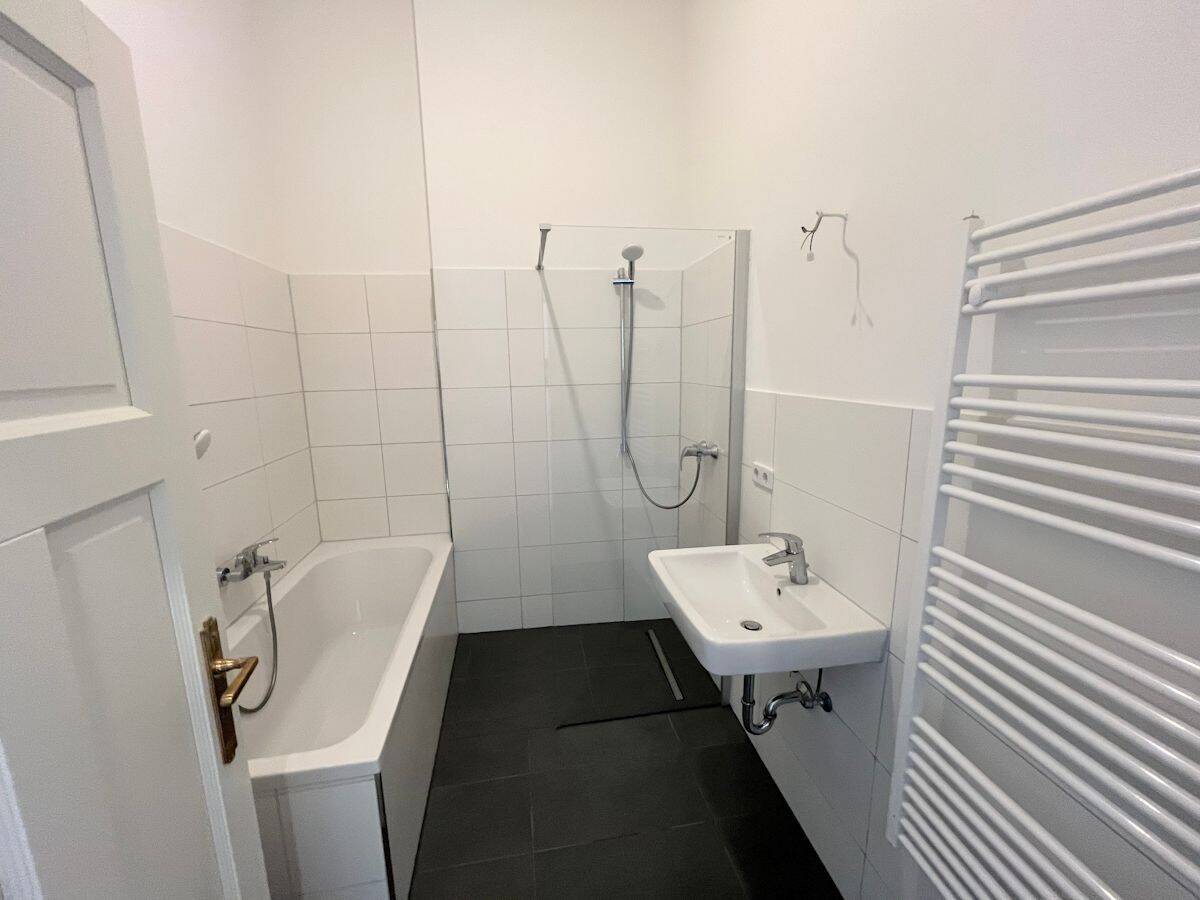 Garten-Wohnung mit 2 Zimmern - Umbau zu 3 Zimmer möglich – Berlin – Vorschaubild 7