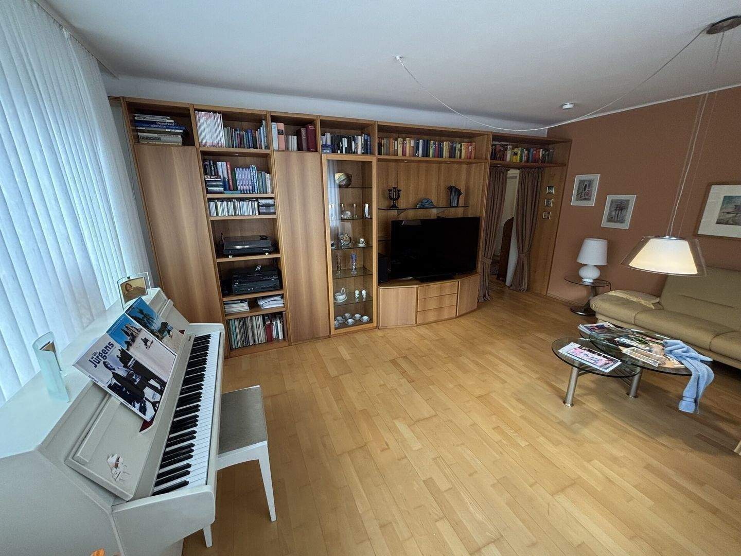 Gepflegtes Dreiparteienhaus mit Potenzial in Top-Lage in Nürnberg-Nord! – Nürnberg – Vorschaubild 7