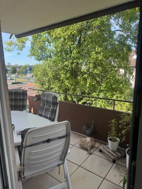geräumige 4 Zimmer Wohnung mit Balkon – Kleinostheim – Vorschaubild 2