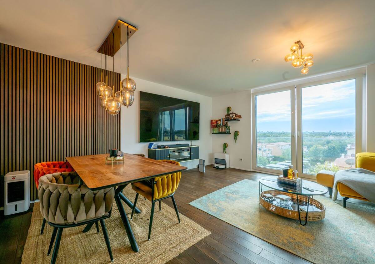 Wohnen mit Weitblick - stilvolle 3-Zimmer-Wohnung mit exklusivem Skylineblick – 60438 Frankfurt am Main – Bild 1 von 9