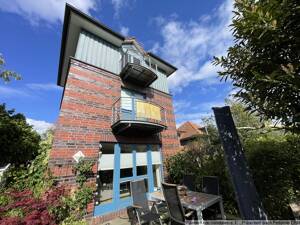Architekturensemble - Immobilie mit 3 Etagen, Balkon, Terrasse, Dachterrasse und PKW-Stellplatz in Oldenburg