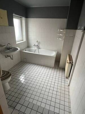 Charmantes Reihenhaus mit großem Grundstück und viel Potenzial in Duisburg-Bergheim – 47228 Duisburg – Vorschaubild 6