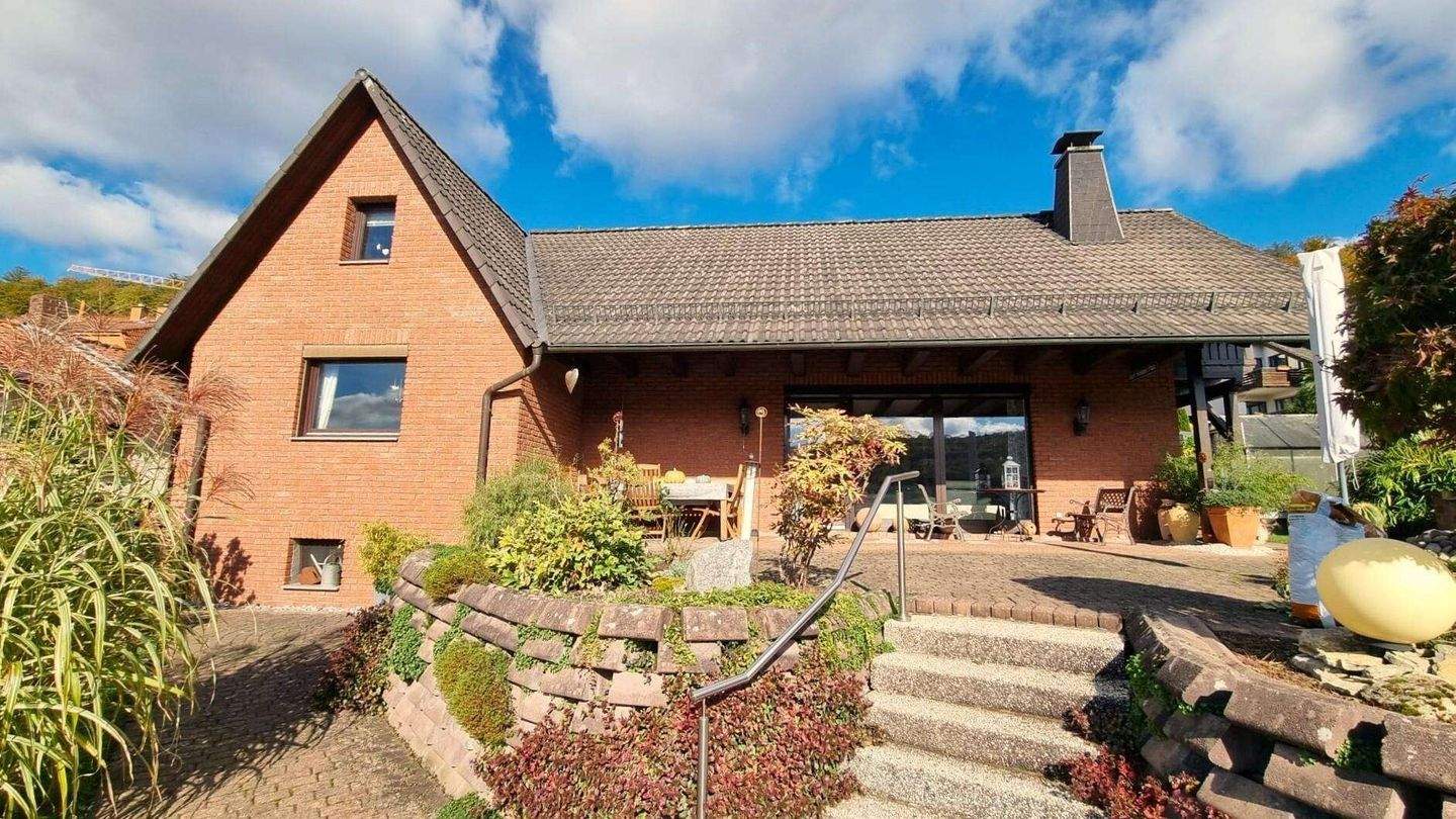 Hann. Münden - Einfamilien-Traumhaus in gediegener Lage – Hann. Münden – Bild 1 von 5
