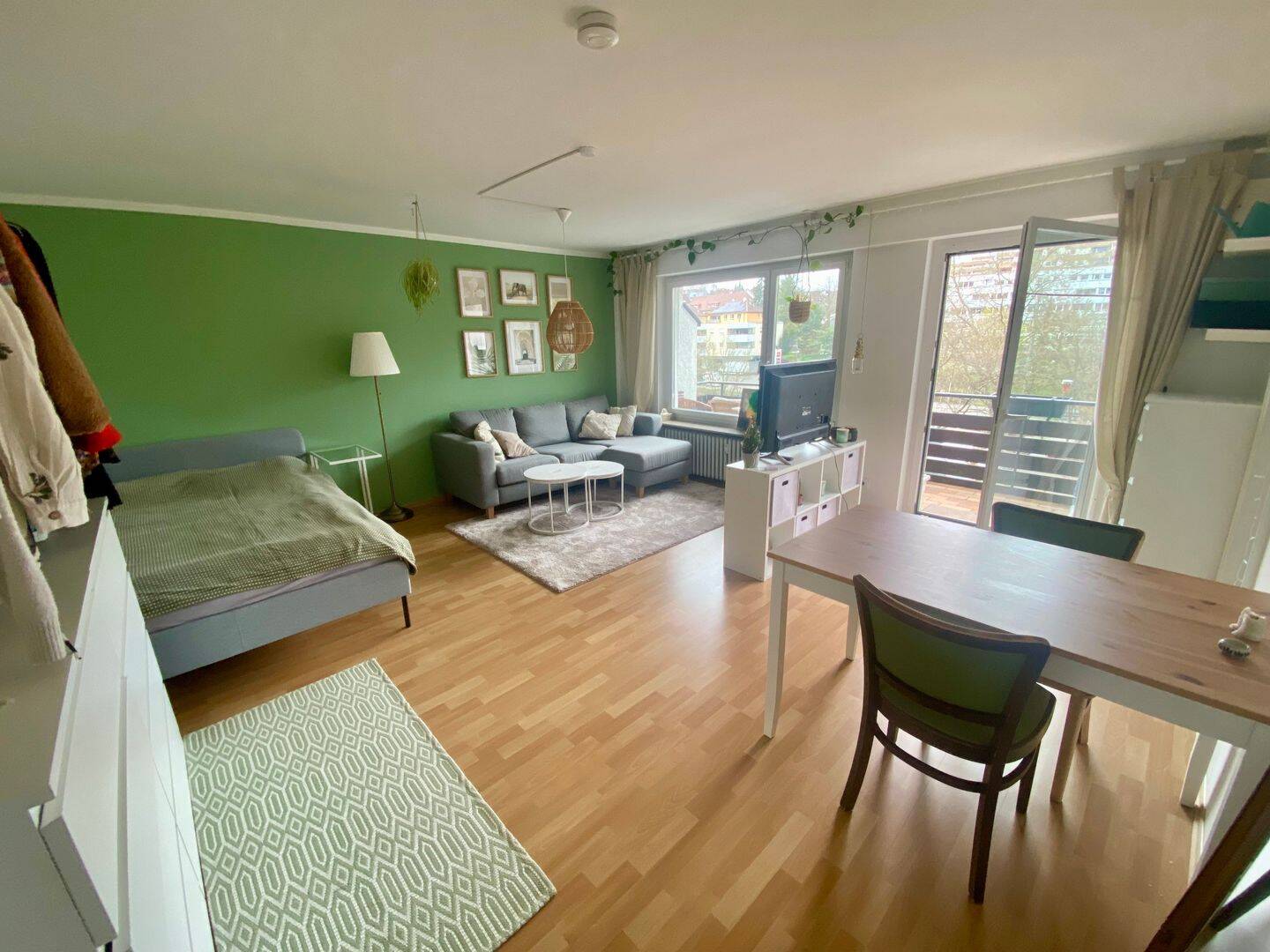 Gut gelegene, möblierte Ein-Zimmer-Wohnung in Botnang – Stuttgart – Vorschaubild 4