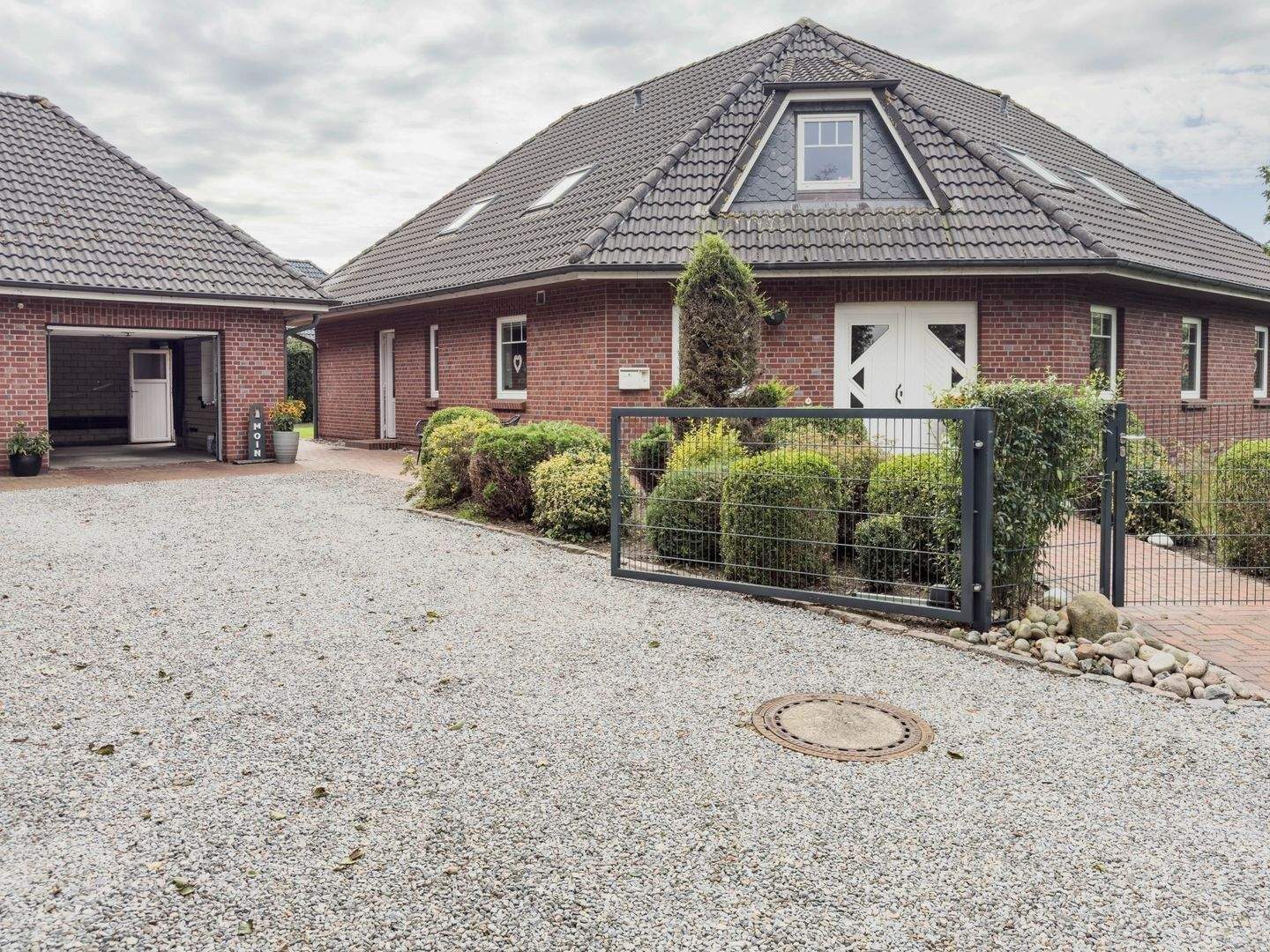 Wohnen mit Raum und Qualität – Gepflegtes Einfamilienhaus in Achtrup – Achtrup – Vorschaubild 2