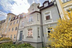 AIGNER - Charmantes, denkmalgeschütztes Dreiparteienhaus in Bestlage Milbertshofen – 80807 München – Vorschaubild 3