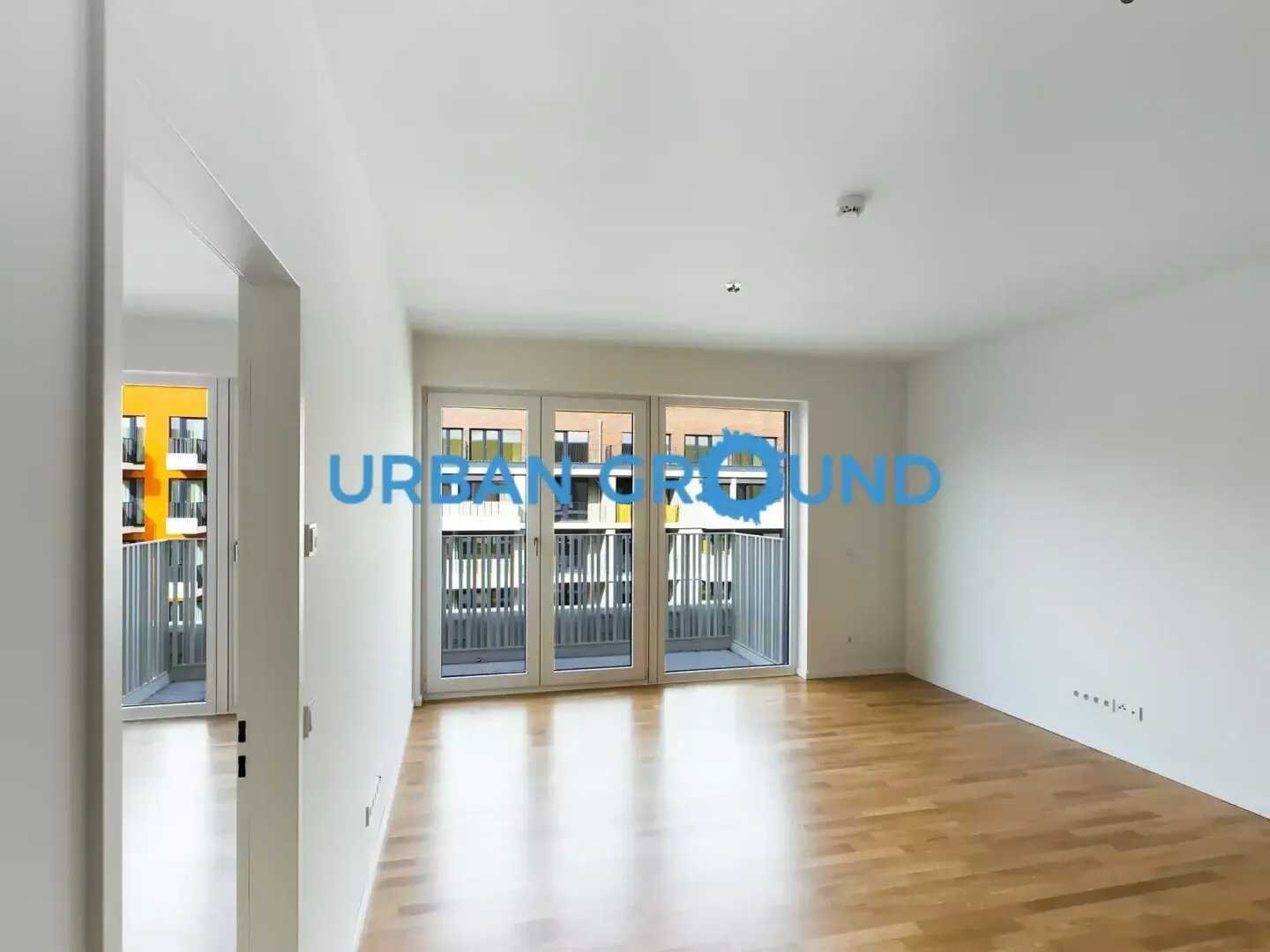 Schön geschnitten 2 Zimmer Wohnung mit Balkon & EBK in Berlin Mitte