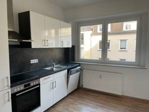 *Charmante 2-Zimmer-Wohnung mit Balkon und Einbauküche* – 47057 Duisburg – Vorschaubild 2