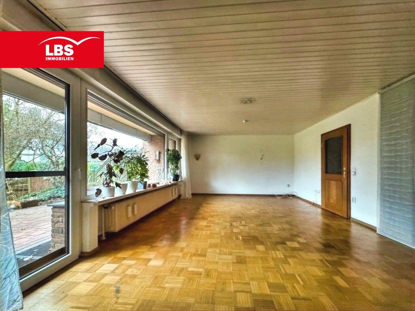 REH mit Garage, Carport und Garten - Viel Platz für die Familie! – Hünxe – Vorschaubild 9