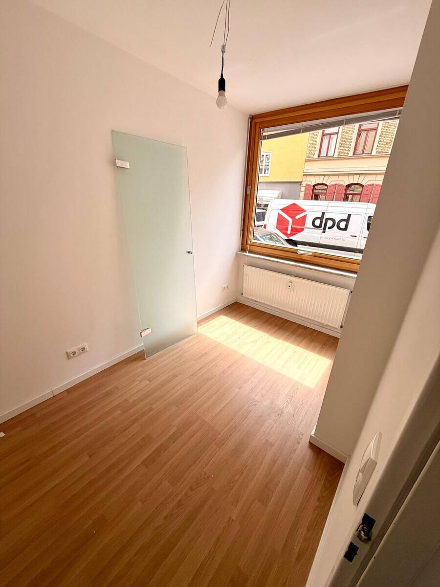 Am St.Anna-Platz: Sanierte und helle 1,5-Zimmer-Wohnung – München – Vorschaubild 6