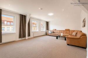 Großzügige 5-Zimmer-Altbauwohnung mit modernem Wohnkomfort in Fürth