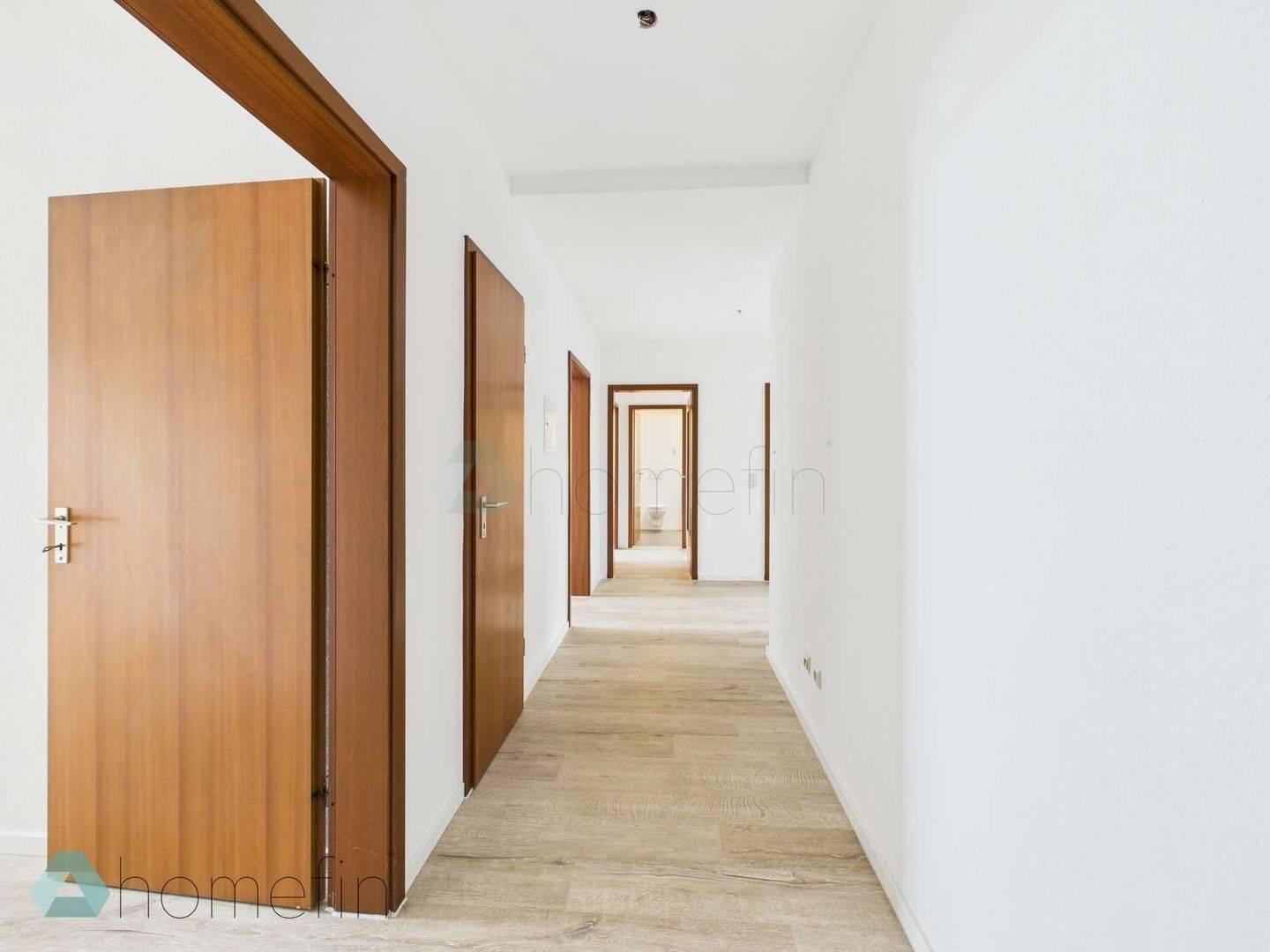 Erstbezug nach Sanierung - Urbanes Wohnen im lebendigen Zentrum von Langenfeld