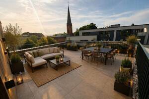 Neubau direkt vom Eigentümer: Penthouse mit Dachgarten (Einzug ab sofort möglich!)