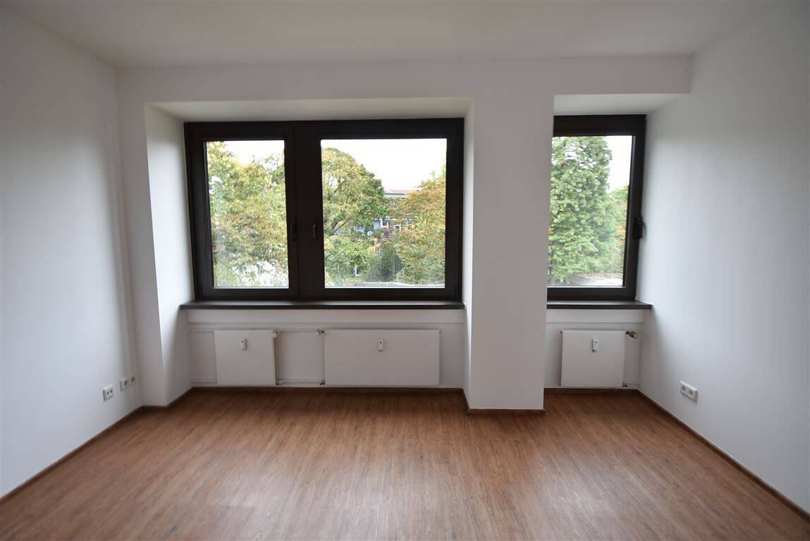 Großflächiger Wohn- Essbereich! 3-Zi-Whg mit 2 Bädern in zentraler Lage von D-Flingern – Düsseldorf – Vorschaubild 4