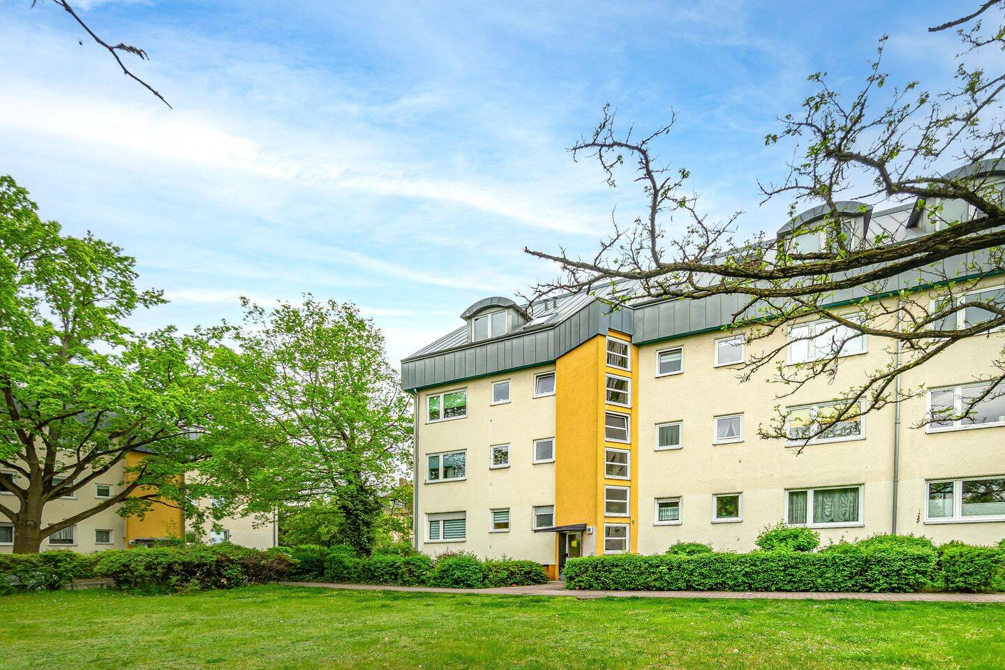 Charmante 3-Zimmer-Wohnung mit Balkon in gefragter Lage von Mariendorf – Berlin – Vorschaubild 3