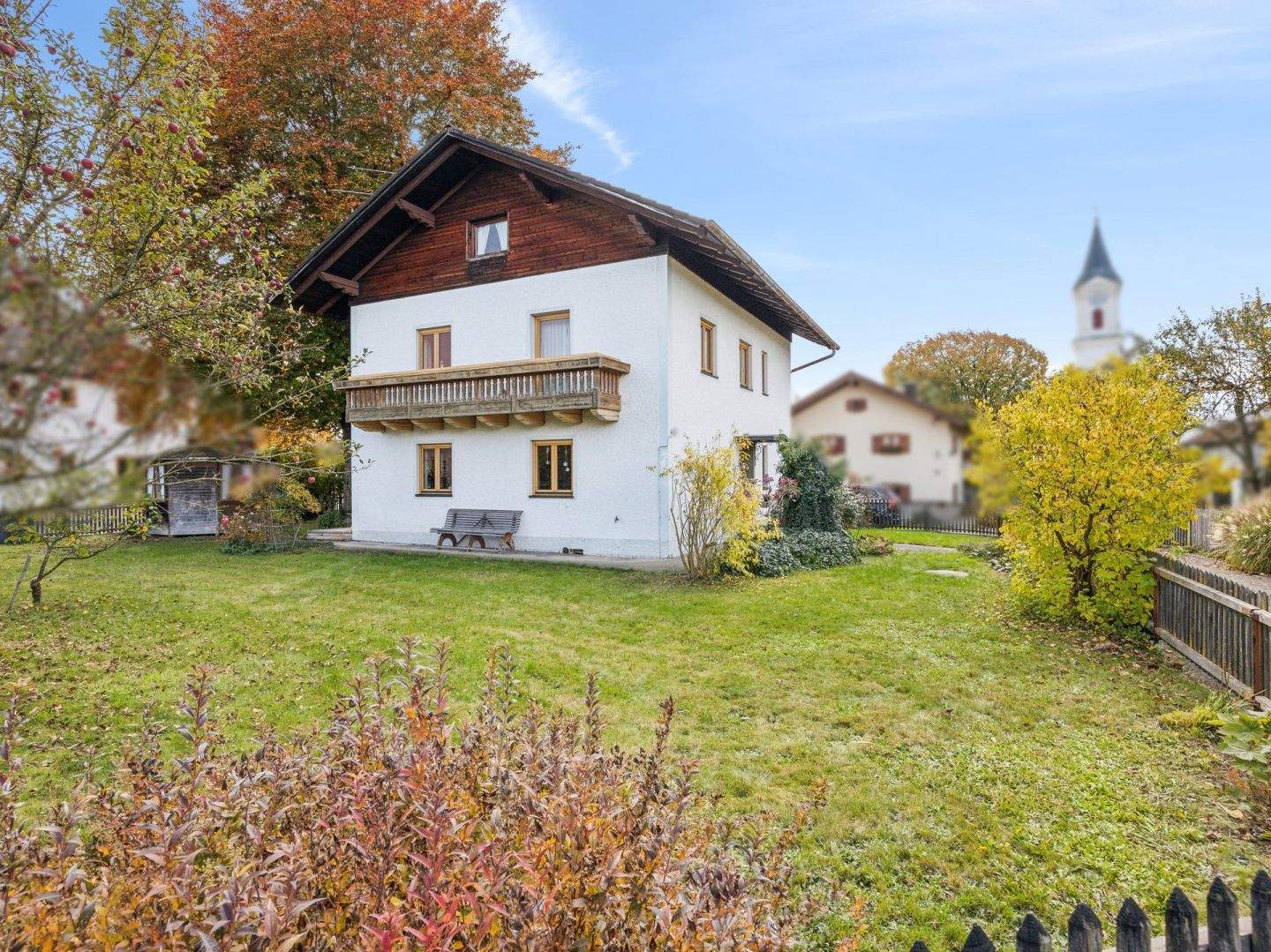 Einfamilienhaus mit Charakter und Ausbaureserve in Tuntenhausen – Tuntenhausen – Bild 1 von 9