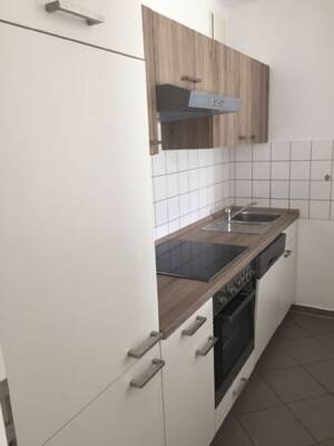 Zentrumsnahe 1-Raum-Wohnung im 2. OG mit Einbauküche und Balkon – 8056 Zwickau – Vorschaubild 6