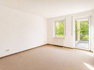 2 Raum, Balkon, Stellplatz, bezugsfrei – 4329 Leipzig – Vorschaubild 4