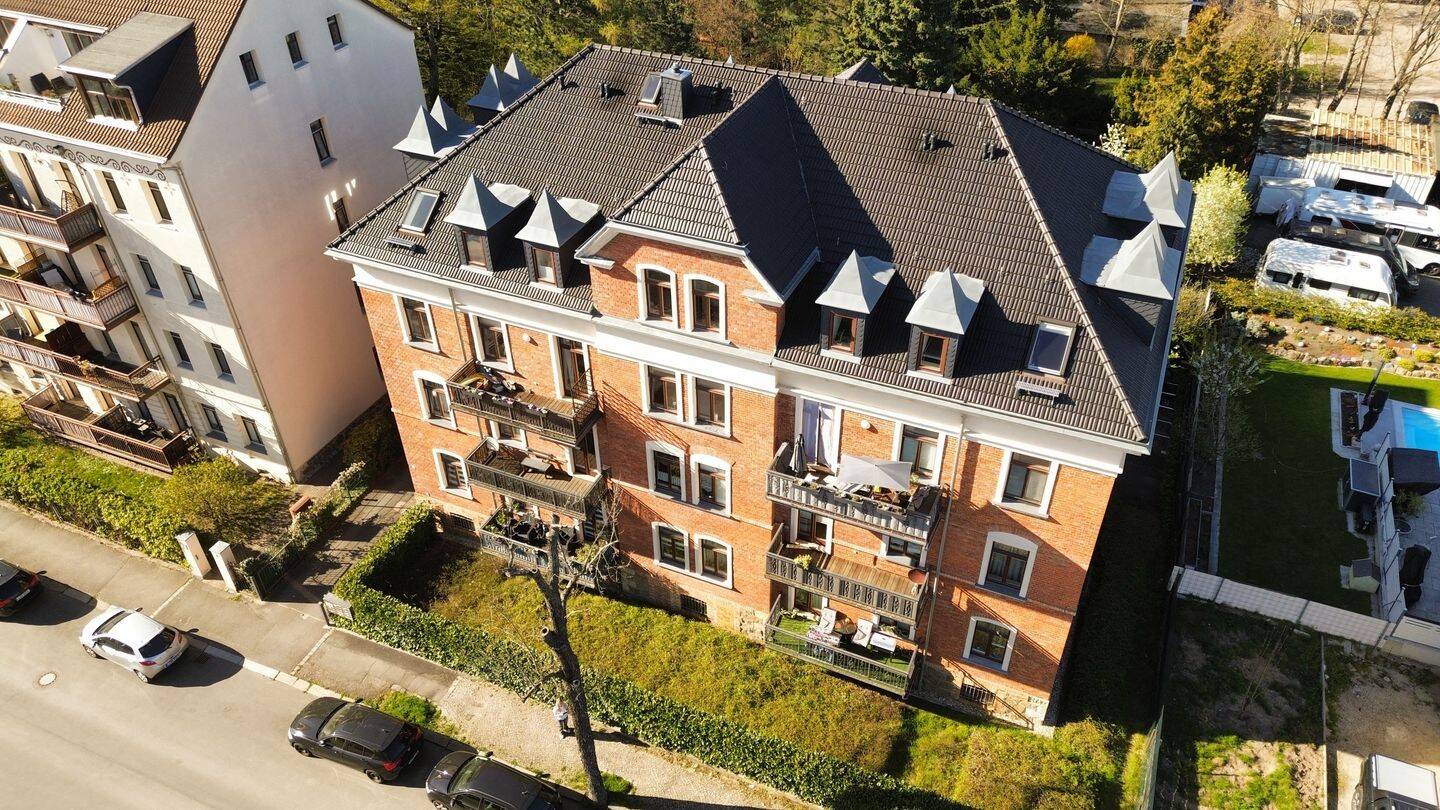 Vermietete Dachgeschosswohnung mit Loggia in denkmalgeschütztem Altbau in Leipzig – Leipzig – Vorschaubild 9