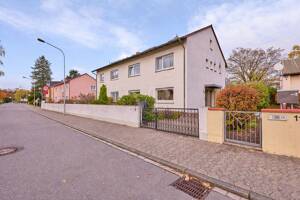 Pure Lebensqualität - charmante Zweifamiliendoppelhaushälfte im Familienidyll – 64297 Darmstadt – Vorschaubild 2