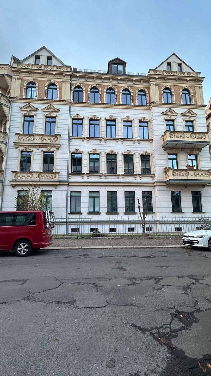 Stilvolles Wohnen mit historischem Charme im begehrten Leipziger Wohnviertel – Leipzig – Vorschaubild 4