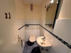 Toll geschnittene 3- Zimmer-Wohnung mit Balkon – 23556 Lübeck – Vorschaubild 9