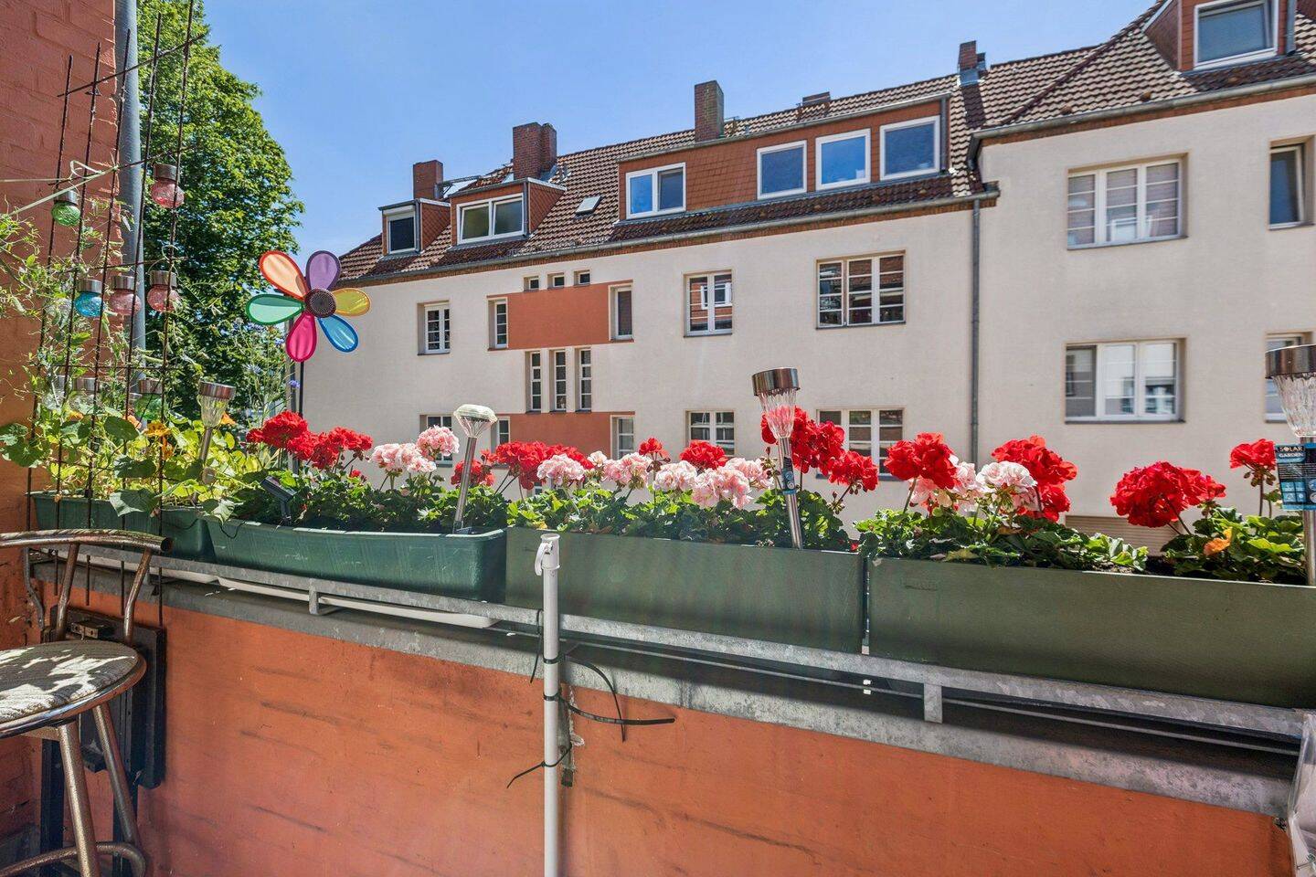 Helle Wohnung mit Balkon und guter Anbindung in Wilhelmstadt – Berlin – Vorschaubild 3